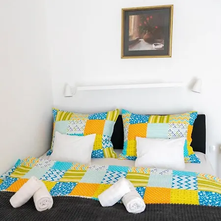 Kek Hullam Vendeghaz Guest house